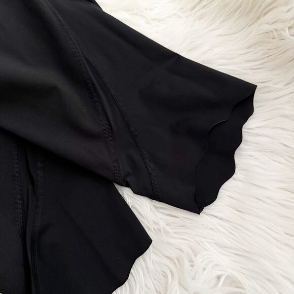 LULULEMON | Wunder Under High-Rise Crop Scallop Full-On Luxtreme Black | Size 16 - Picture 10 of 10